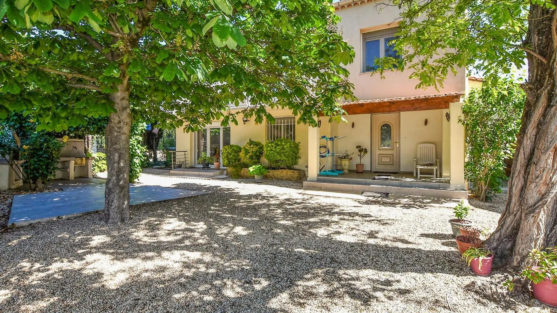 Cozy Home In Sorgues With Kitchen