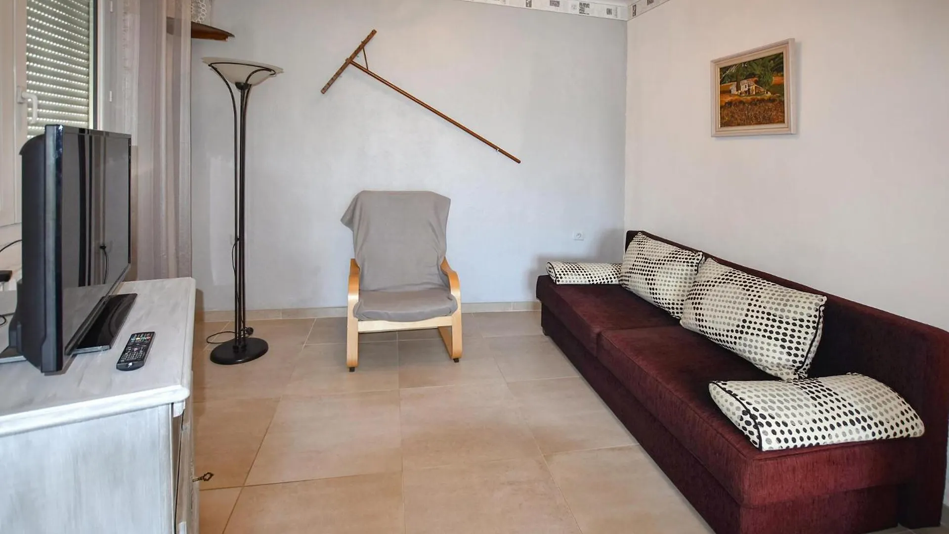 Cozy Home In Sorgues With Kitchen