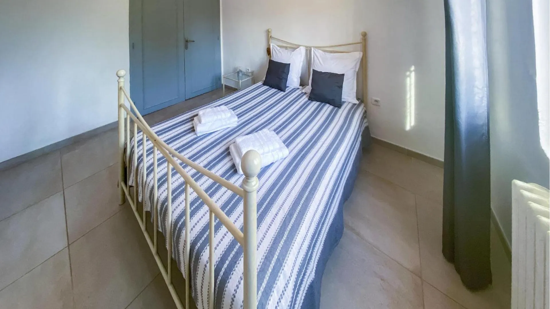 Holiday home Cozy Home In Sorgues With Kitchen